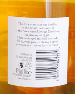 Mezan Guyana Rum - Uitvluigt 1998 review by the fat rum pirate