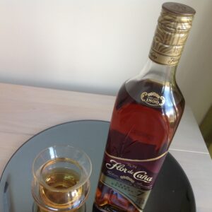 Flor De Cana 7 Gran Reserva rum review by the fat rum pirate