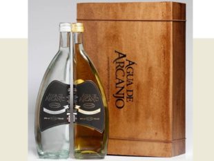 Cachaca Agua de Arcanjo Prata Rum Review by the fat rum pirate
