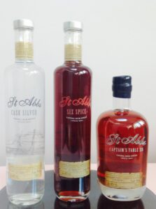 The rums contained in the blend are between 3 and 8 years old