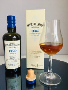 Appleton Estate 1999 Hearts Collection rum review by the fat rum pirate