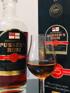 Pusser's 15 Year Old 2018 Re Blend rum review by the fat rum pirate