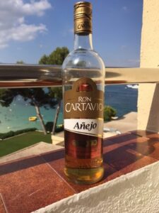 Ron Cartavio Anejo Rum Review by the fat rum pirate