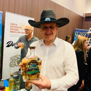 Cachaca Alambique Brasil Carvalho e Amburana review by the fat rum pirate